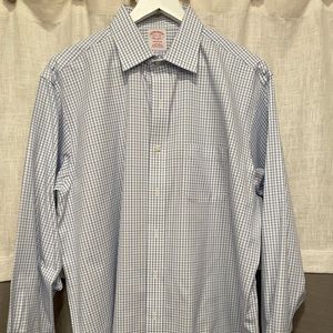 Brooks Brothers dress shirt 16 1/2-34 White w/blue